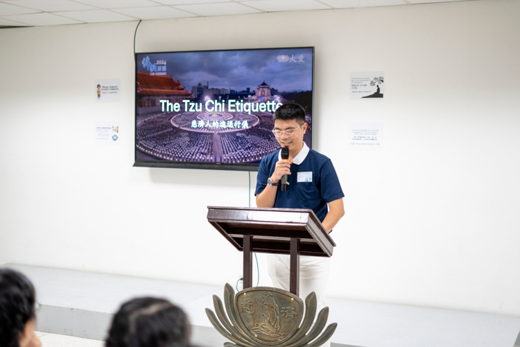 From Tzu Chi Youth to Tzu Chi commissioner, Kinlon Fan volunteers as a host and resource speaker at Tzu Chi Youth Camps. Here, he discusses Tzu Chi etiquette. 