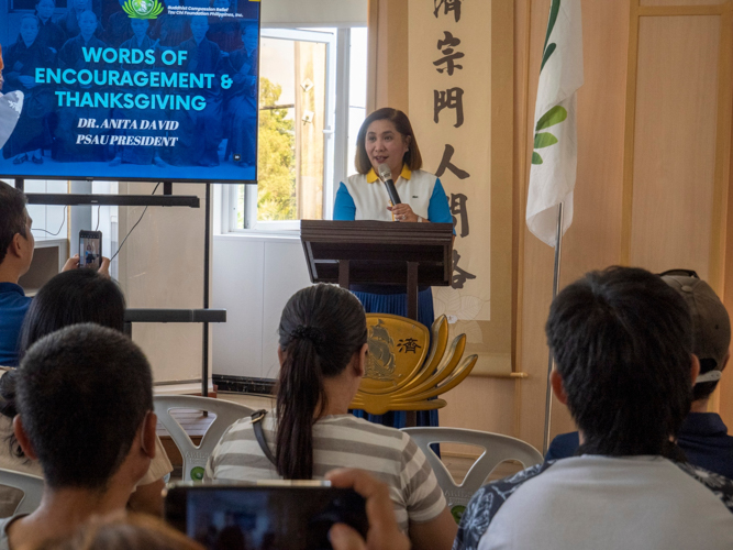 Dr. Anita David, President of Pampanga State Agricultural University, graces the awarding ceremony. 【Photo by Matt Serrano】