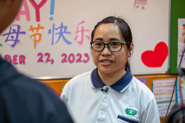 “I’m happy with what I’m doing, and I’m excited to see these children every day. They’re so kind and so sweet, and their energy is infectious,” says Teacher Benny Polican. “I look forward to more heartwarming moments like this.” 【Photo by Marella Saldonido】