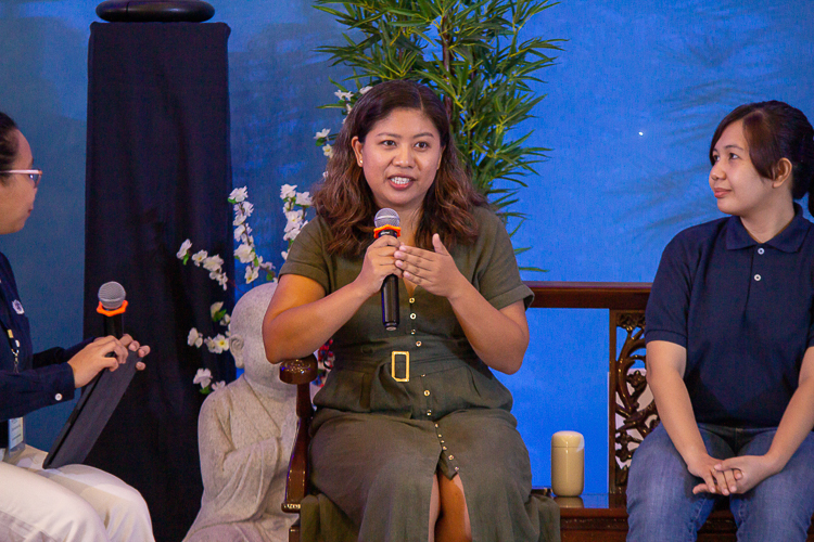 Giving back. Years after completing her accountancy degree from the Polytechnic University of the Philippines, Jhoy Sarmiento makes time to reciprocate Tzu Chi's generosity by participating in events like its scholars' mock interview.