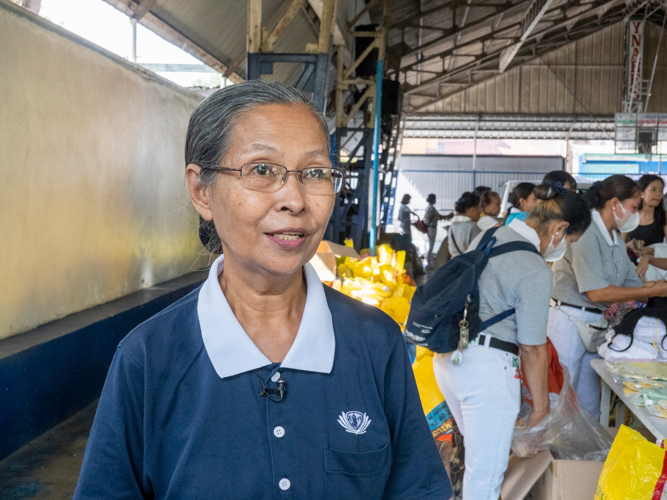 Amy Fumera, a 65-year-old Tzu Chi volunteer, finds joy in her role. “As a Tzu Chi volunteer, we really have to persevere. We have to work hard towards what we promised as a volunteer.” 【Photo by Matt Serrano】