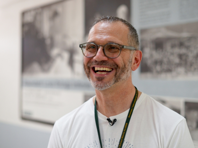 Steven Fischer, ISM Learning Support Specialist, expresses his optimism towards working with Tzu Chi, “We’re very excited and we’re inspired, and we’re learning a lot.” 【Photo by Harold Alzaga】