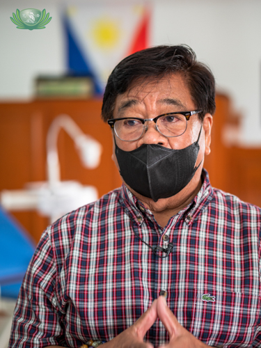 Gibson Shoe Factory owner, Tony Andres, who donated a dental chair to the City of Marikina【Photo by Daniel Lazar】