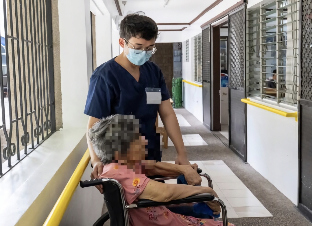 Tzu Chi’s Humanity classes helped James Llenos develop compassion and affinity to the elderly.