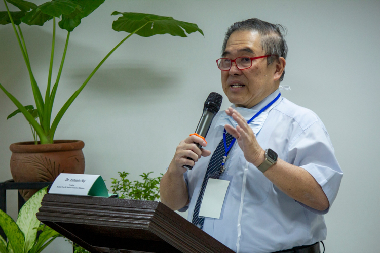 Dr. Antonio Say, President of the Buddhist Tzu Chi Medical Foundation Philippines gives his welcome message. 【Photo by Matt Serrano】