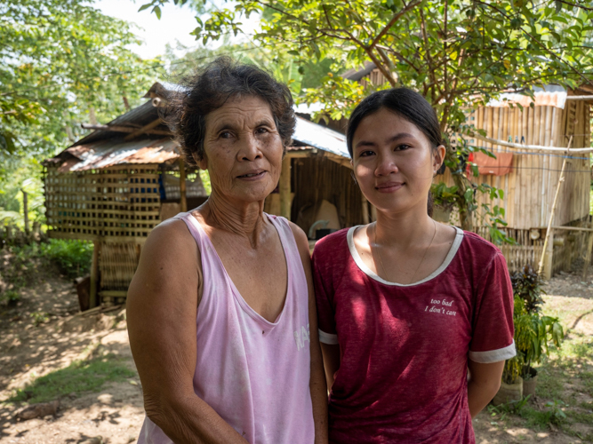 Orphaned at birth, Jowelyn Joy Prion lives under the care of her grandmother, Nelida, 68, who works multiple jobs, including farming, laundry work, and babysitting to provide for her needs. 【Photo by Harold Alzaga】