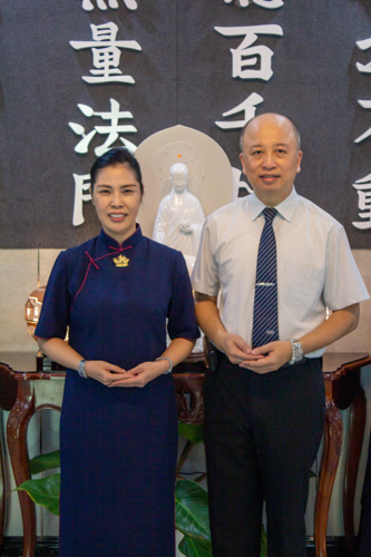 The work of Tzu Chi began in Pampanga when couple Pansy and Vincent Ho were introduced to Tzu Chi in 2012 through a charity bazaar, and subsequently joined an entrepreneur’s camp in Taiwan in 2013. “When I met Master, my life changed forever,” says Pansy. “I was inspired to take on more responsibilities.” 【Photo by Marella Saldonido】